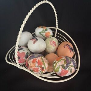 12 Vintage Style Decoupage Easter Eggs in Basket – Birds, Florals, Rustic Finish